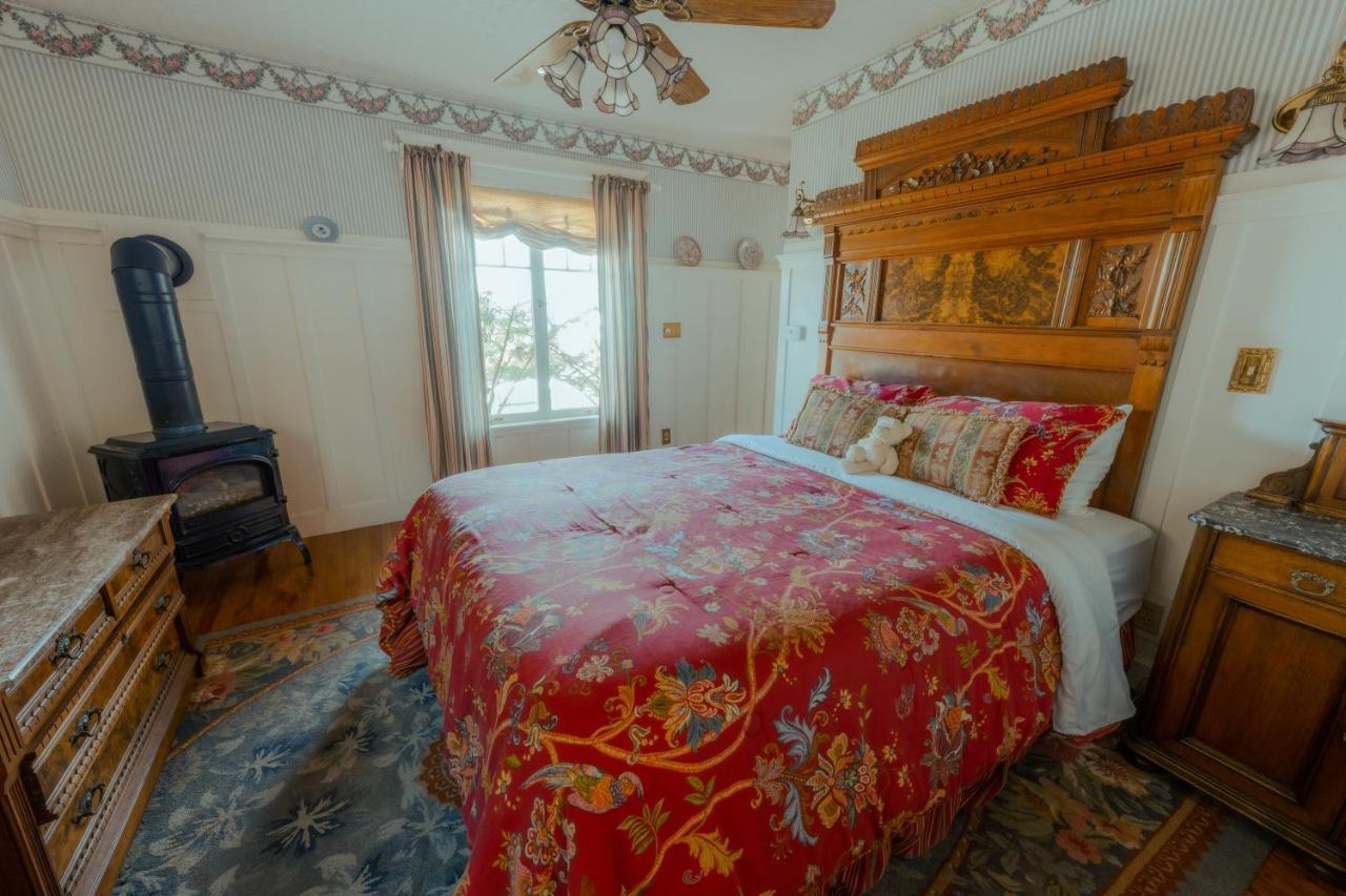 The Old St Angela Inn Pacific Grove Ngoại thất bức ảnh